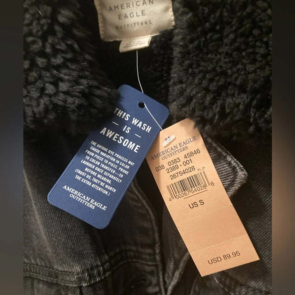 AEO 🦅 Black Sherpa Lined Denim Jacket - Picture 10 of 16